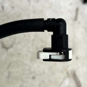 Volvo V40 Fuel Line Pipe 2012 TO 2019 31372985 Genuine - Image 10