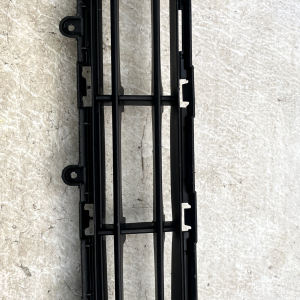 Volvo XC40 Front Bumper Grille 2018 ON 31449342 Genuine - Image 5