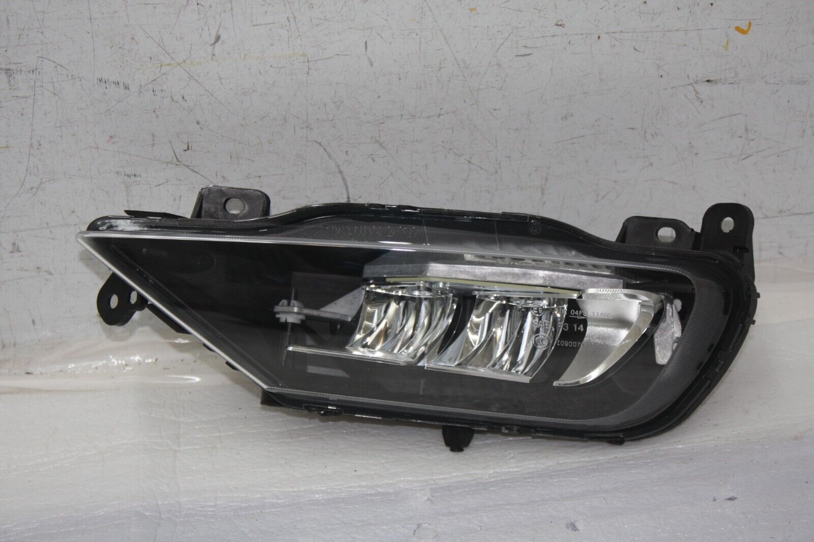 Volvo XC60 Front Bumper Left Side Fog Light 2017 TO 2024 32337364 Genuine