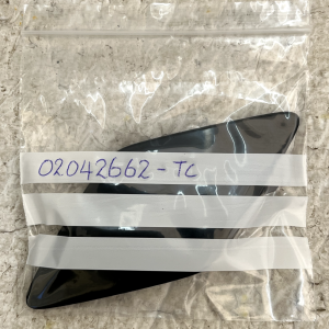 Volvo XC60 Front Bumper Tow Hook Cap Cover 2022 ON 32234934 Genuine - Image 13