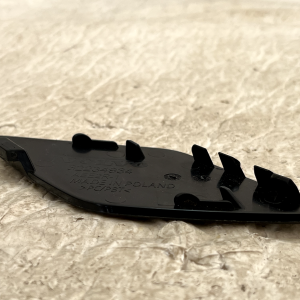 Volvo XC60 Front Bumper Tow Hook Cap Cover 2022 ON 32234934 Genuine - Image 8
