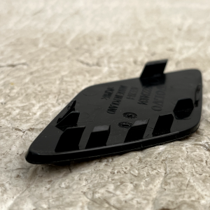 Volvo XC60 Front Bumper Tow Hook Cap Cover 2022 ON 32234934 Genuine - Image 9