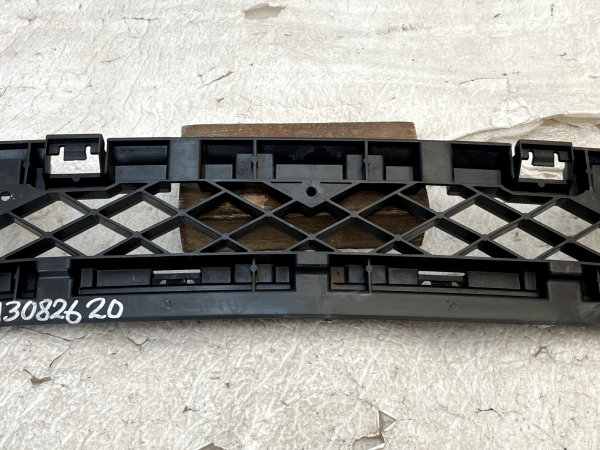 Volvo XC60 Rear Bumper Bracket 2017 TO 2022 31407983 Genuine 3 Volvo XC60 Rear Bumper Bracket 2017 TO 2022 31407983 Genuine 178516180343 4