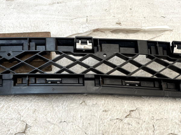 Volvo XC60 Rear Bumper Bracket 2017 TO 2022 31407983 Genuine 4 Volvo XC60 Rear Bumper Bracket 2017 TO 2022 31407983 Genuine 178516180343 5