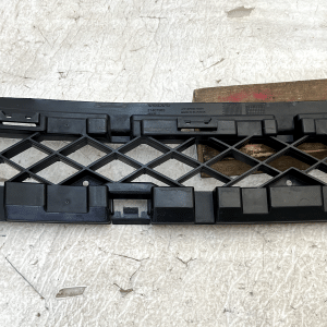 Volvo XC60 Rear Bumper Bracket 2017 TO 2022 31407983 Genuine 22 Volvo XC60 Rear Bumper Bracket 2017 TO 2022 31407983 Genuine - Image 9
