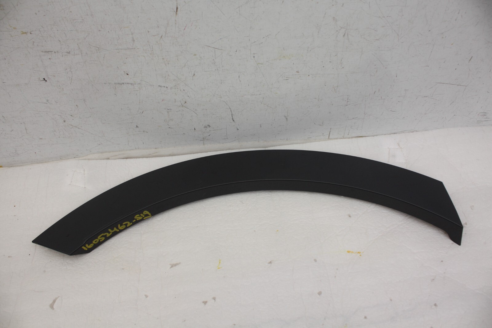 Audi E-Tron Rear Right Wheel Arch 4KE853818 Genuine