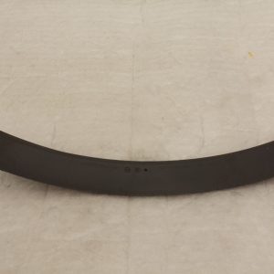 Audi Q5 Rear Right Wheel Arch 8R0853828C Genuine - Image 1