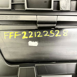 Audi Q6 E Tron Front Left Door Moulding 2024 ON 85H853959A Genuine - Image 18