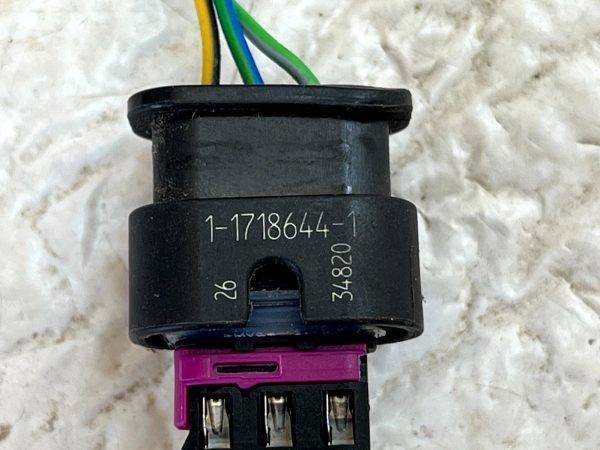 Audi VW Mercedes 3 Pin PDC Sensor Wiring Loom Plug Connector 1 1718644 1 Genuine 178442856914 8