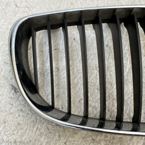 BMW 1 Series E87 LCI Front Bumper Right Grille 2007 TO 2011 51137179656 Genuine - Image 3