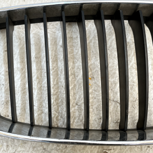 BMW 1 Series E87 LCI Front Bumper Right Grille 2007 TO 2011 51137179656 Genuine - Image 4