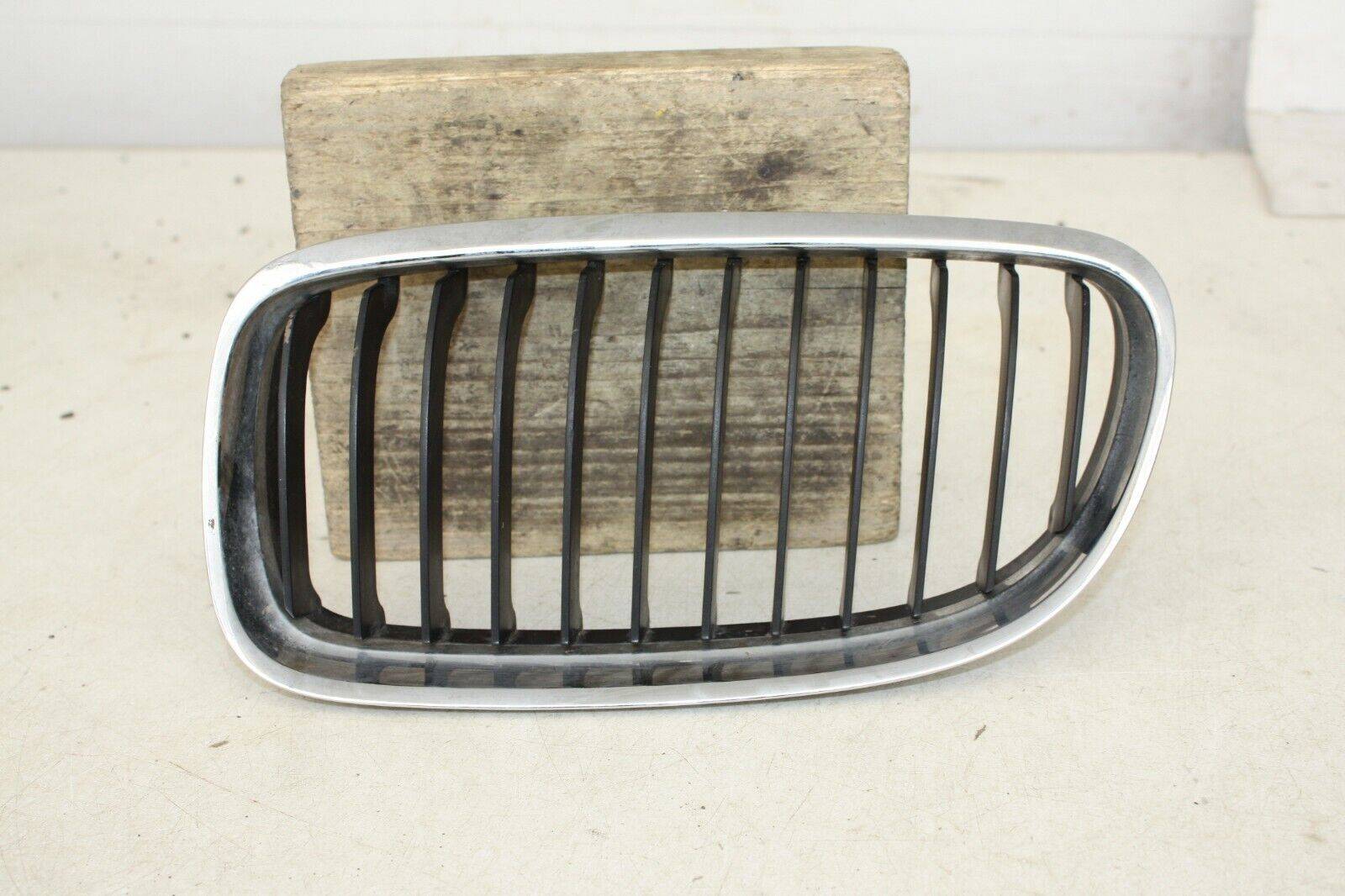 BMW 3 Series Front Bumper Kidney Grill Left 2008 To 2012 176487163044