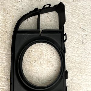 BMW 5 Series F10 F11 Front Bumper Right Fog Light Grille 10-17 KM51018N8 Genuine - Image 7