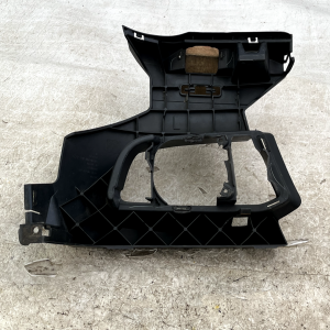 BMW 5 Series F10 LCI Front Left Fog Light Bracket 2013-2017 51118058989 Genuine - Image 5