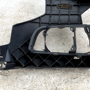 BMW 5 Series F10 LCI Front Left Fog Light Bracket 2013-2017 51118058989 Genuine - Image 8