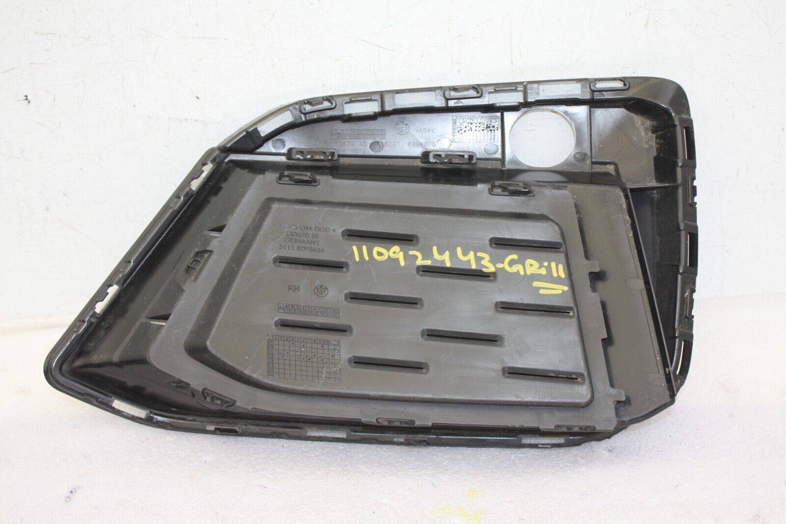 BMW-5-Series-G30-M-Sport-Front-Bumper-Right-Grill-20-to-23-51118098670-DAMAGED-176571198474-12