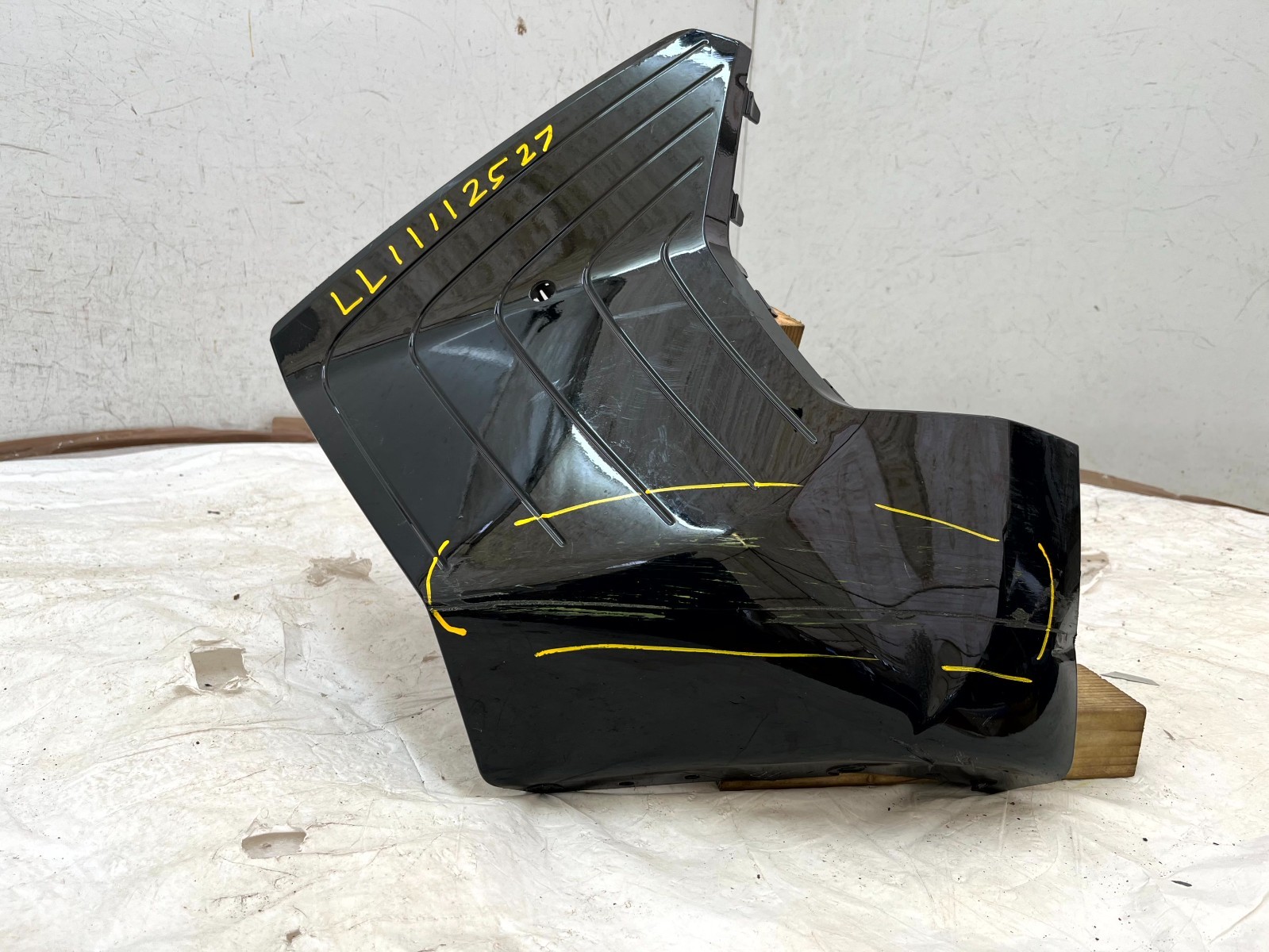 BMW IX I20 Front Left Bumper Grille 2021 ON 51119464183