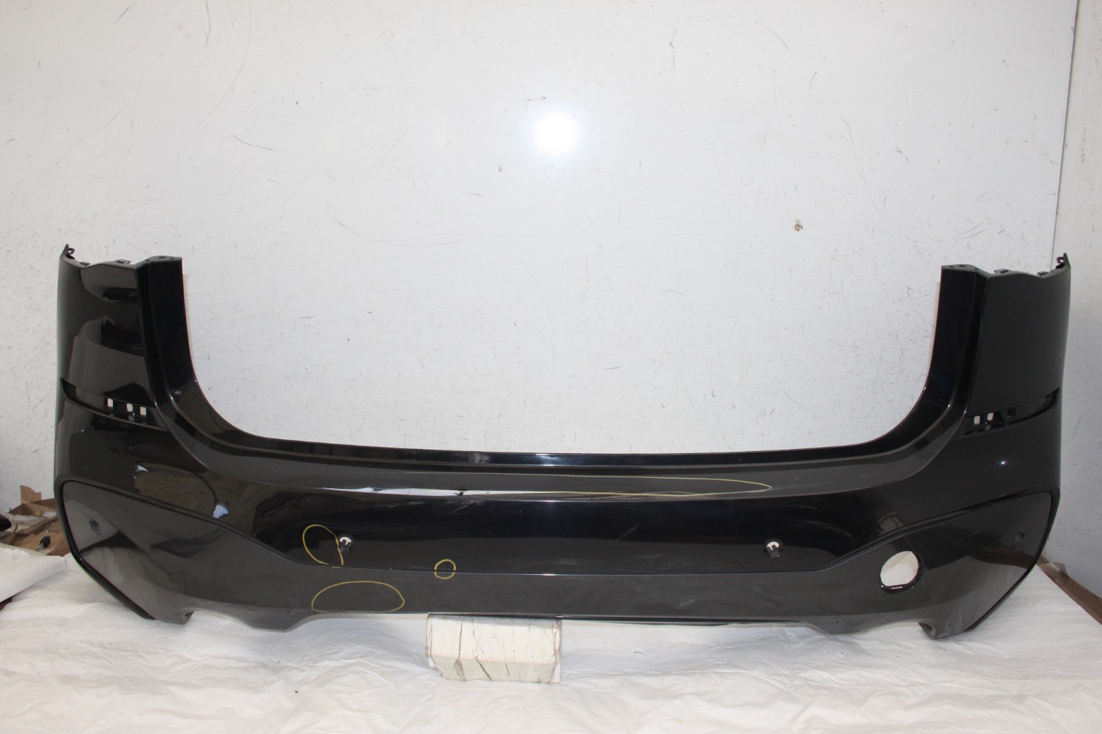 BMW X1 F48 M Sport LCI Rear Bumper 51128059877 Genuine *DAMAGED*