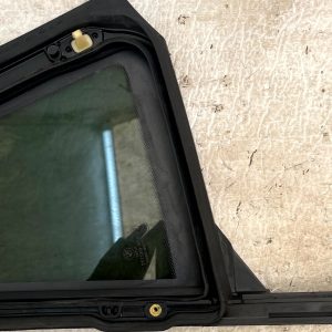 BMW X1 F48 Rear Right Driver Side Fixed Window Glass 43R-000177 Genuine - Image 11