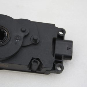 BMW X5 G05 HVAC Air Intake Flap Actuator Motor 5811R1000 Genuine - Image 8