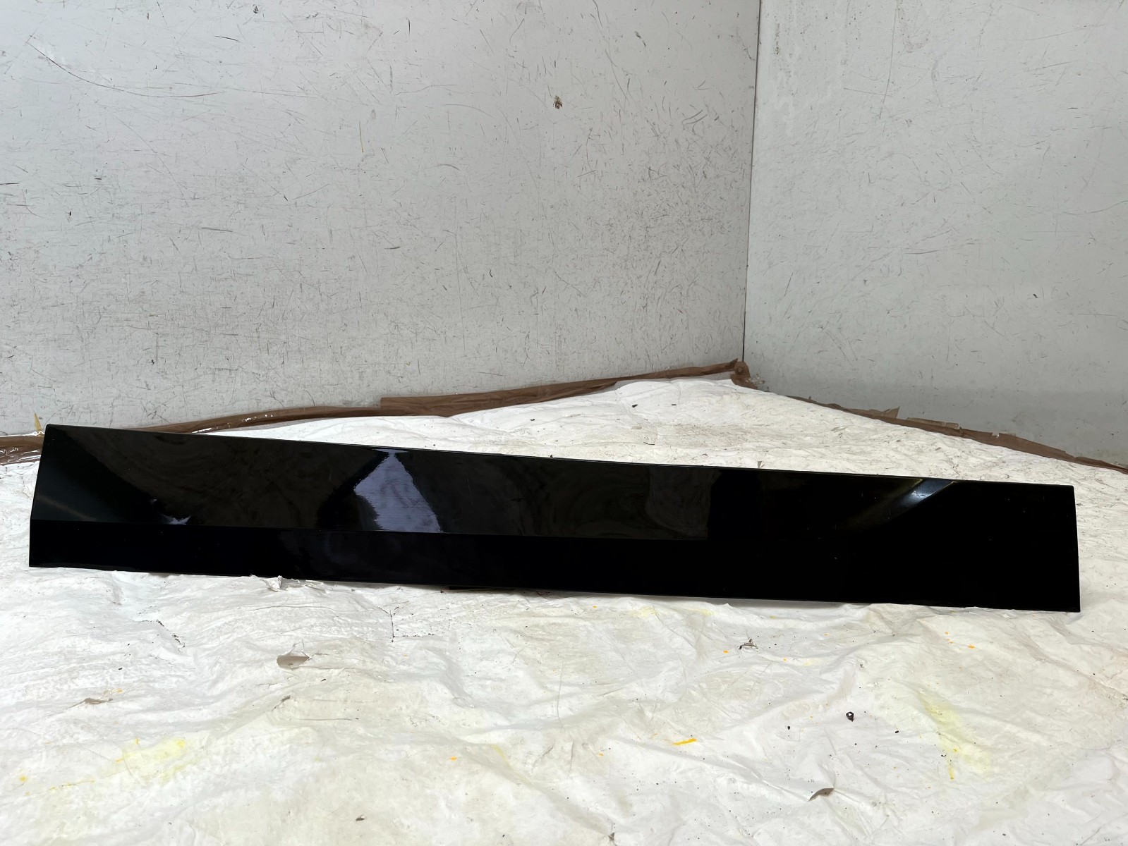 BMW iX i20 Front Left Door Moulding 2021 ON 190174-12 Genuine