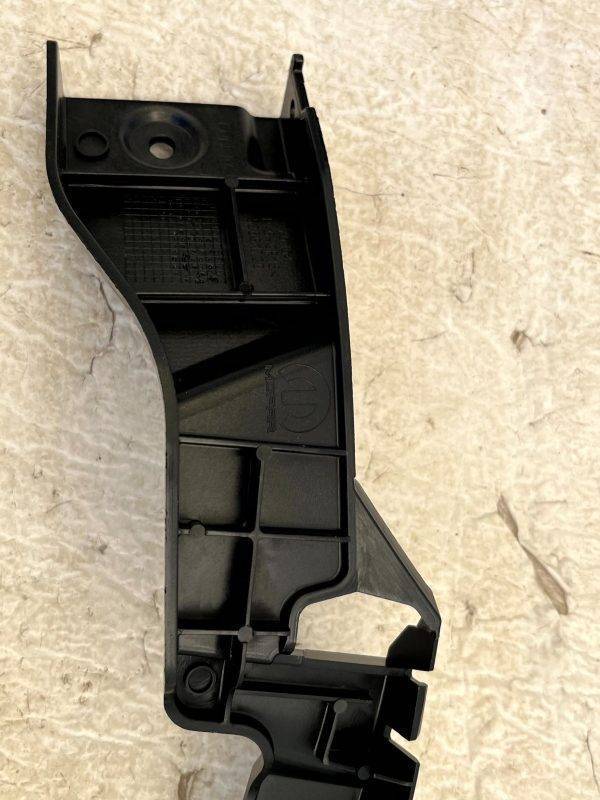 Fiat 500 Rear Bumper Right Side Mounting Bracket 2015 TO 2025 52061720 Genuine 7 Fiat 500 Rear Bumper Right Side Mounting Bracket 2015 TO 2025 52061720 Genuine 178313495934 8