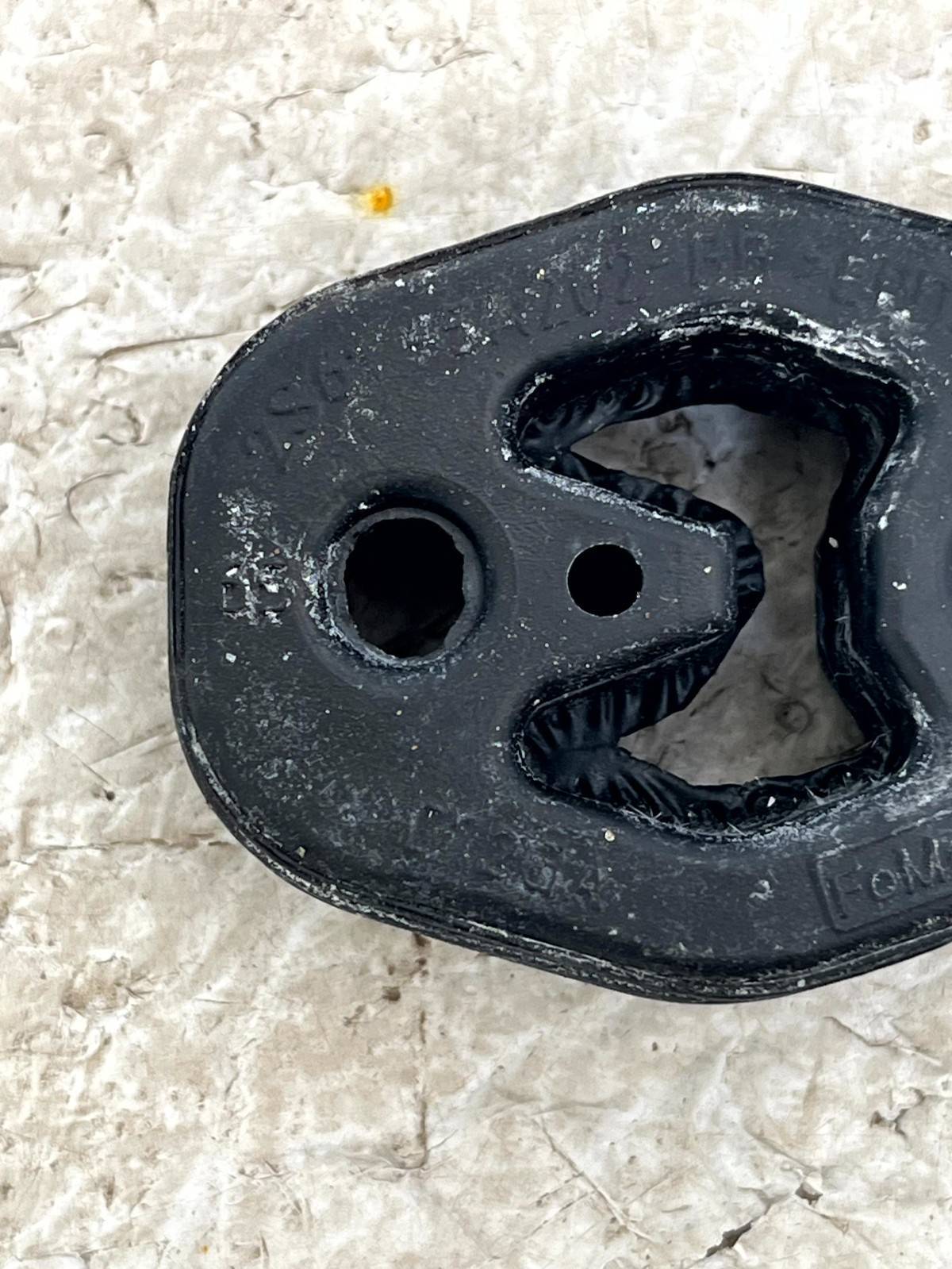 Ford Ecosport Mk2 Exhaust Rubber Mount Insulator 2017-2023 2S61-5A262 ...