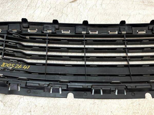 Ford Fiesta MK8 Front Bumper Center Grille 2017 TO 2022 H1BB-8B271-B1 Genuine 8 Ford Fiesta MK8 Front Bumper Center Grille 2017 TO 2022 H1BB 8B271 B1 Genuine 178237139284 9