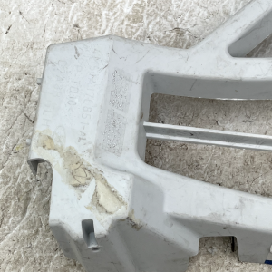 Ford Focus Rear Bumper Left Mounting Bracket 2007-2011 4M51-A17E851-AL Genuine - Image 3