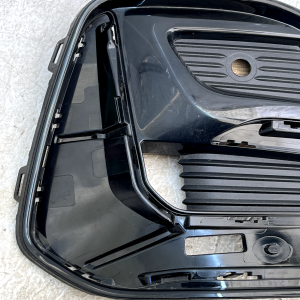 Ford Focus ST Line Front Bumper Right Grille 2021 TO 2026 NX7B-15A298-S Genuine - Image 3