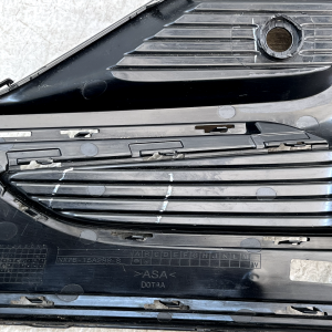 Ford Focus ST Line Front Bumper Right Grille 2021 TO 2026 NX7B-15A298-S Genuine - Image 10