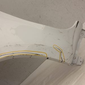 Ford Ranger MS RT Front Left Wing Genuine *DAMAGED* - Image 3