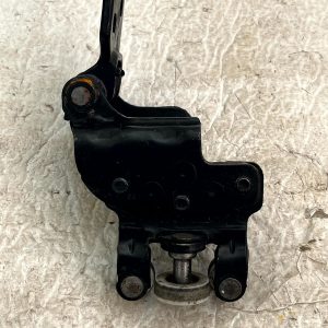 Ford Transit MK8 Left Sliding Door Middle Hinge Roller 2013-2019 BK31-V268K35-AF - Image 3