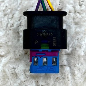 Jaguar I Pace F Pace PDC Parking Sensor Loom Plug Connector 22363441 Genuine - Image 3