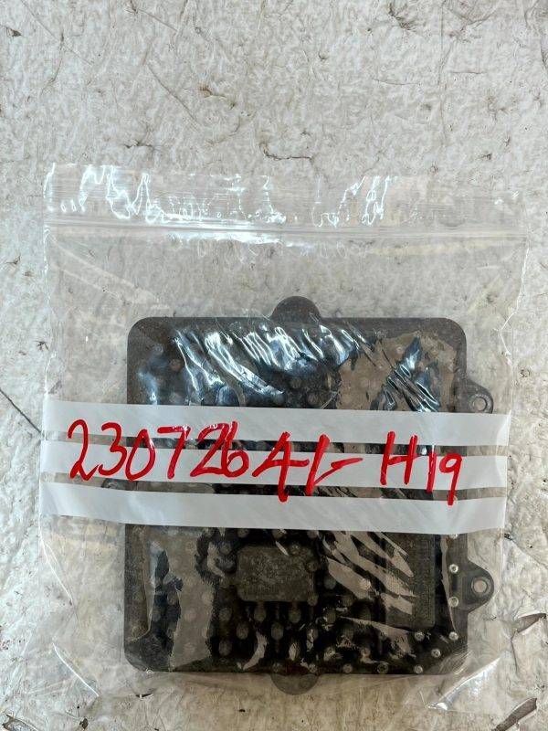 LR Range Rover Velar L560 LED Headlight Ballast Module J8A2-13E005-BD Genuine 10 LR Range Rover Velar L560 LED Headlight Ballast Module J8A2 13E005 BD Genuine 178437356764 11