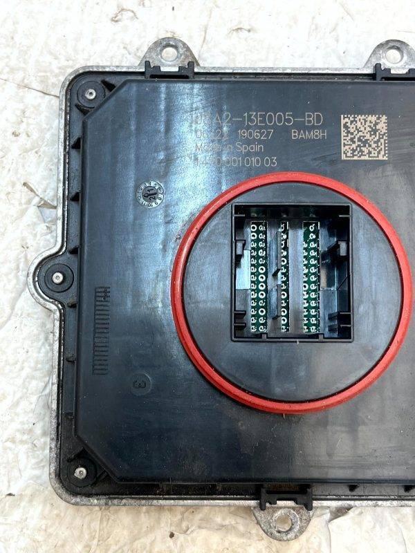 LR Range Rover Velar L560 LED Headlight Ballast Module J8A2-13E005-BD Genuine 5 LR Range Rover Velar L560 LED Headlight Ballast Module J8A2 13E005 BD Genuine 178437356764 6