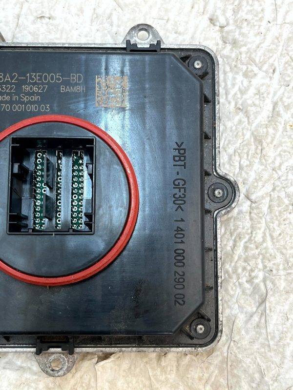 LR Range Rover Velar L560 LED Headlight Ballast Module J8A2-13E005-BD Genuine 7 LR Range Rover Velar L560 LED Headlight Ballast Module J8A2 13E005 BD Genuine 178437356764 8
