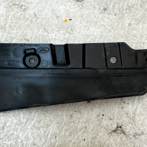 LR Range Rover Vogue L460 Front Bumper Left Mud Flap Trim M8E2-17F018-A Genuine - Image 5