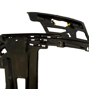 LR Range Rover Vogue L460 Front Bumper Right Bracket 22 ON M8E2-17C862-A Genuine - Image 3