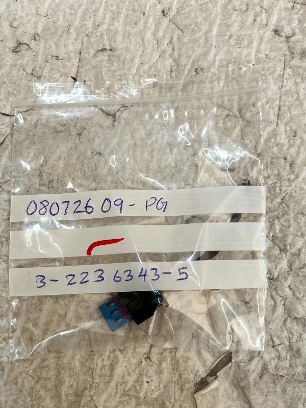 Land Rover Defender Discovery Parking Sensor Plug Connector 3 2236343 5 Genuine 178448528264 9