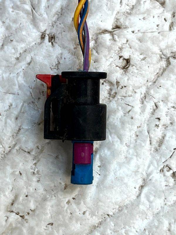 Land Rover Defender Discovery Parking Sensor Plug Connector 3-2236343-5 Genuine 4 Land Rover Defender Discovery Parking Sensor Plug Connector 3 2236343 5 Genuine 178448557694 5