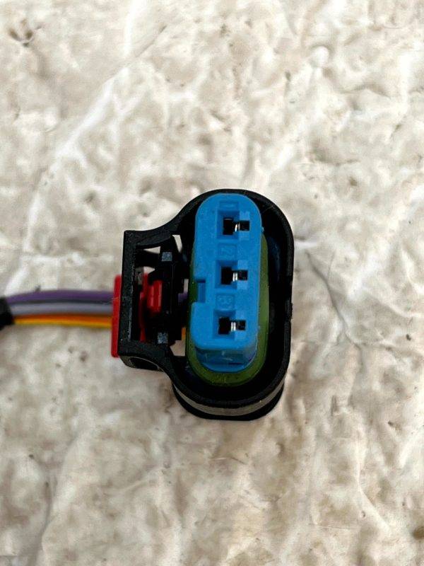 Land Rover Defender Discovery Parking Sensor Plug Connector 3 2236343 5 Genuine 178462035044 7