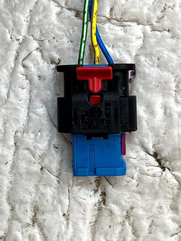 Land Rover Defender Discovery Parking Sensor Plug Connector 3 2236343 5 Genuine 178516343644 4