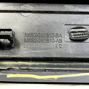 Land Rover Defender Front Bumper Right Grille 2020 ON L8B2-280B10-ED Genuine - Image 18