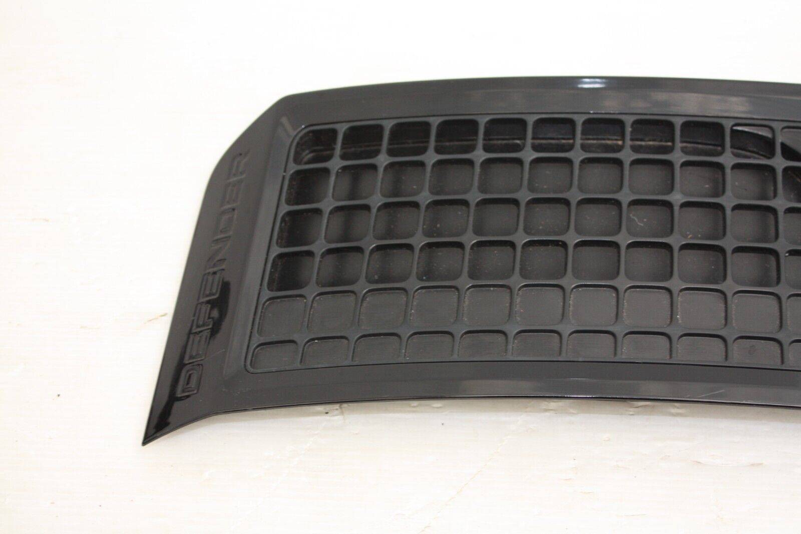 Land-Rover-Defender-Front-Right-Wing-Grill-2019-on-N8B2-280B10-BA-Genuine-175750856504-3