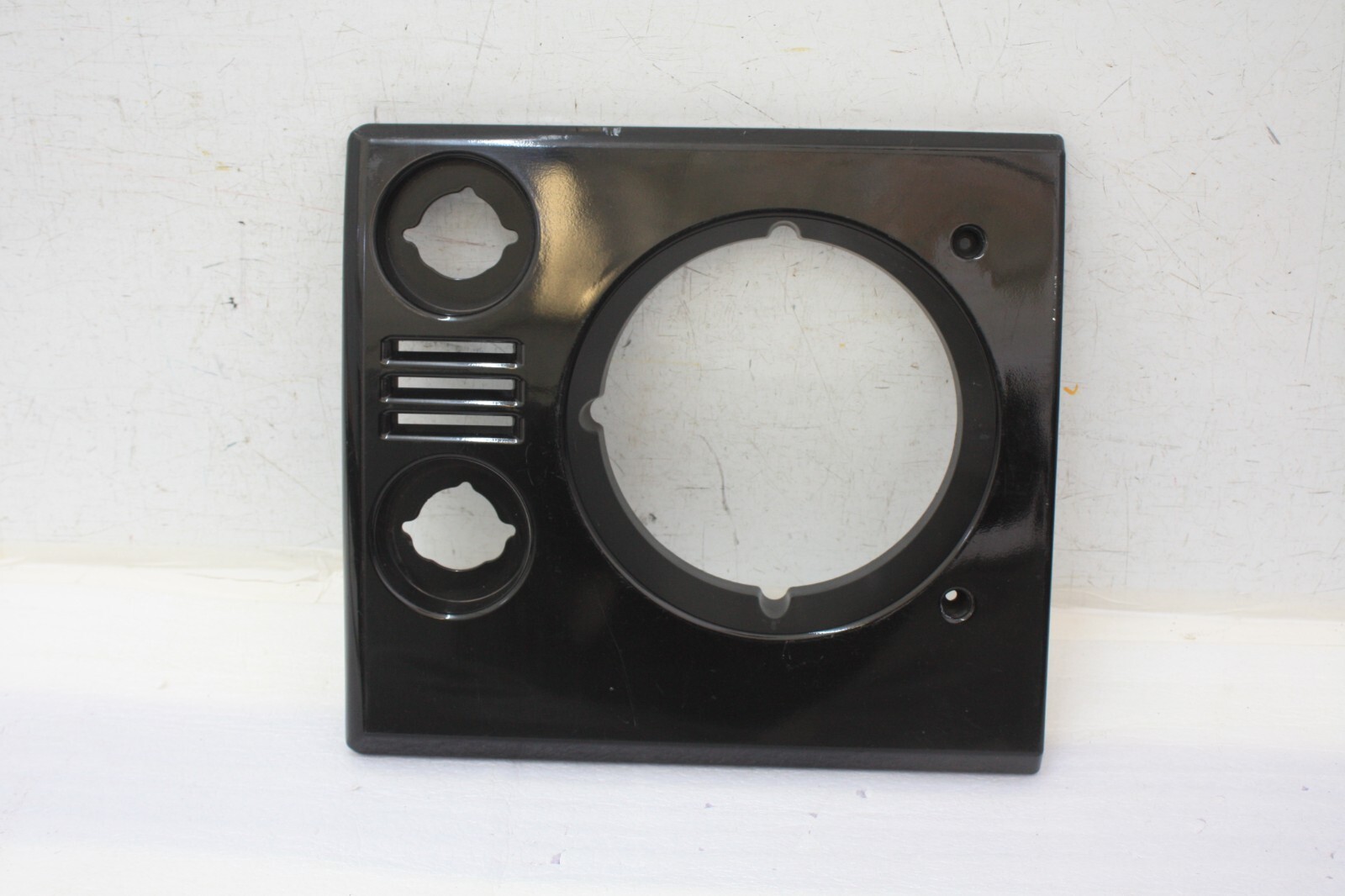 Land Rover Defender L316 Front Right Headlight Trim 2004 TO 2019 *AFTER MARKET*