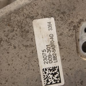 Land Rover Defender L663 Rear Right Wheel Hub 2020 ON L8B2-5A970-AD Genuine - Image 6