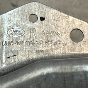 Land Rover Defender L663 Right Side Panel Support Bracket L8B2-101N00-AD Genuine - Image 8