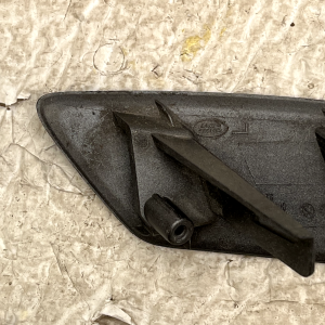 Land Rover Discovery Front Left Headlight Washer Cover 2017 ON HY32-13L019-AAW - Image 6