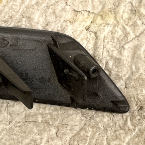 Land Rover Discovery Front Left Headlight Washer Cover 2017 ON HY32-13L019-AAW - Image 7